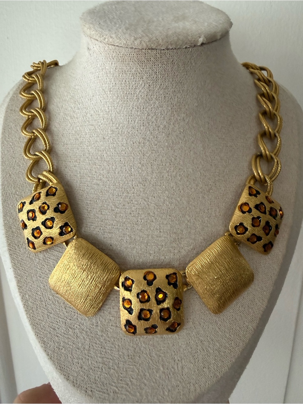 Gold-Tone Leopard Accent Statement Necklace - Unsigned Gem Craft